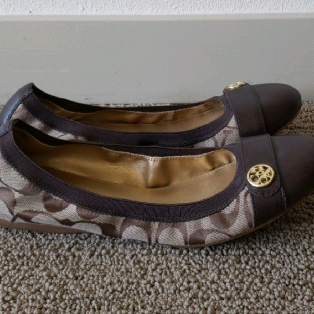 Coach signature ballet flats